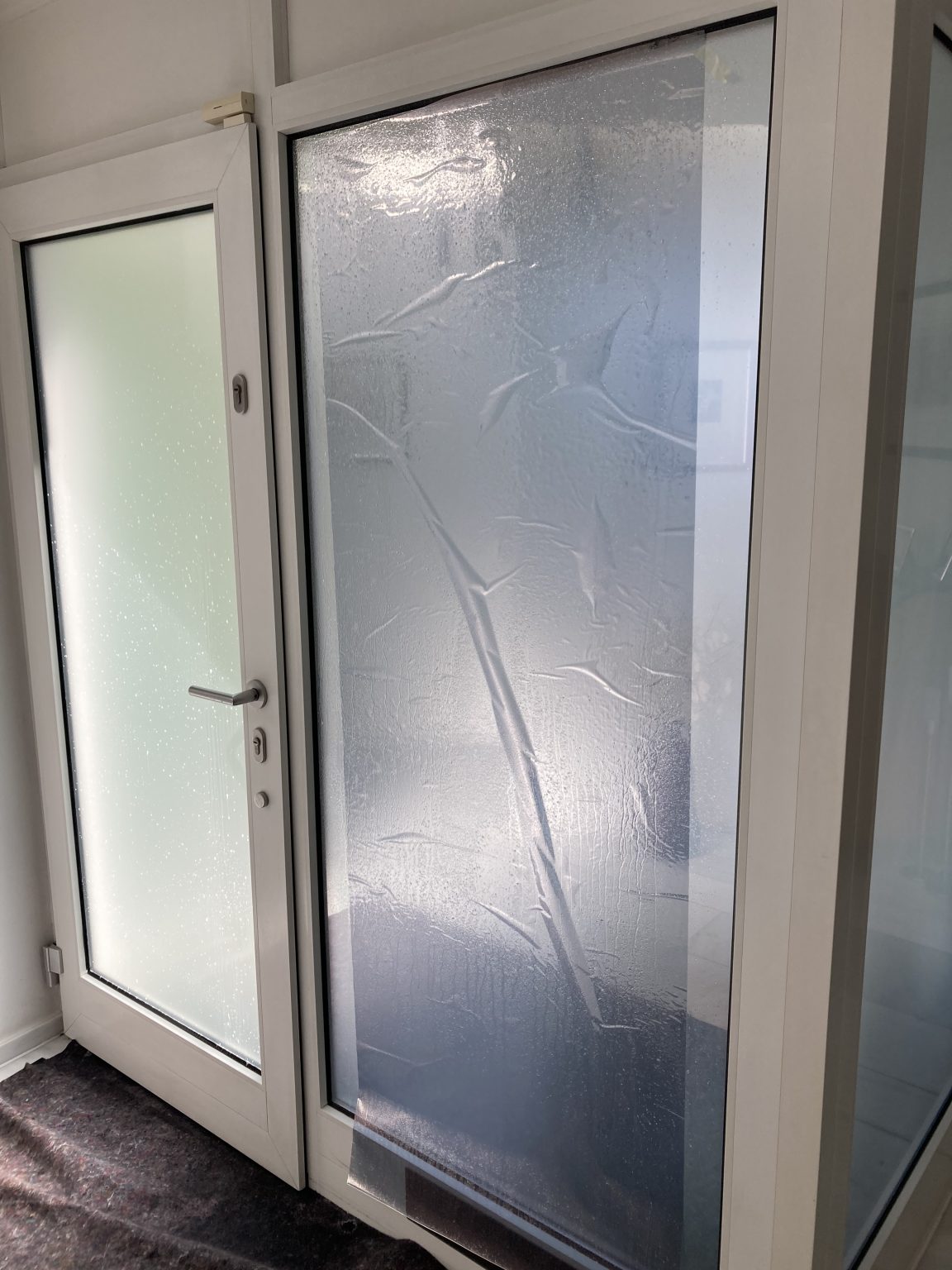 Kälteschutzfolie Fenster 85x120cm - Aluminium Wärmeisolierung Reflektierend - Thermo Cover Für Winter